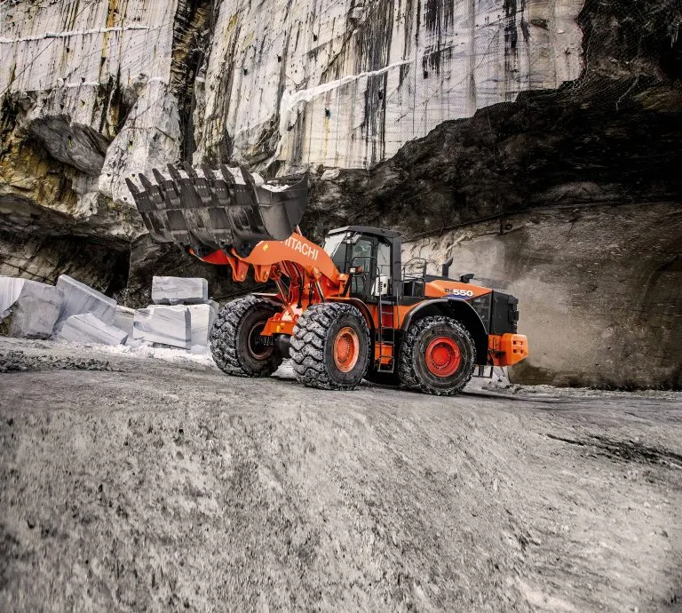 Hitachi ZW550 rakodógép hidraulika javítás